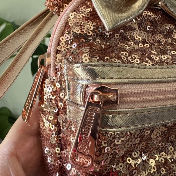 Disney Minnie Mouse Rose Gold Sequin Loungefly Micro Mini Backpack Wristlet - Picture 3 of 5